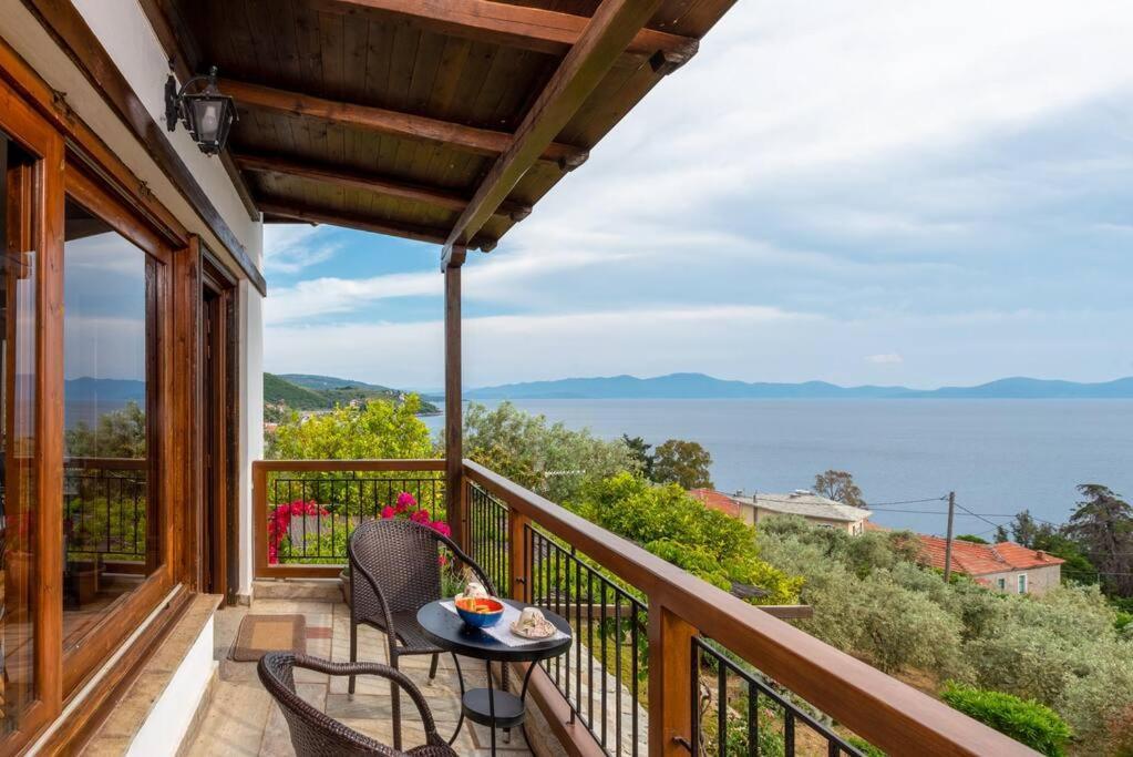 Seaside House With View Over Pagasitikos Afissos Exterior foto