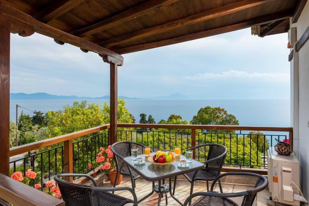 Seaside House With View Over Pagasitikos Afissos Exterior foto